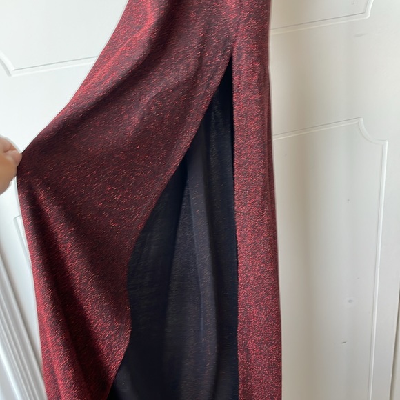 Sparkly spaghetti strap red dress - Picture 4 of 4